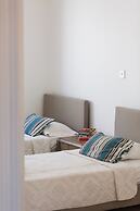 Artemis Cynthia Complex