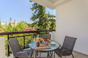 Artemis Cynthia Complex