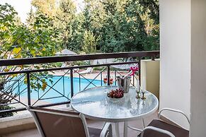 Artemis Cynthia Complex