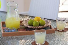 Artemis Cynthia Complex