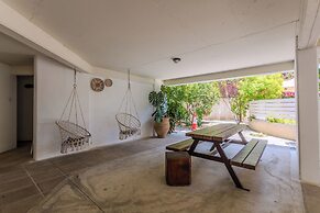 Artemis Cynthia Complex