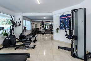 Artemis Cynthia Complex