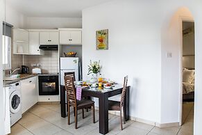 Artemis Cynthia Complex