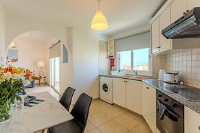 Artemis Cynthia Complex