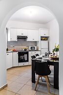 Artemis Cynthia Complex