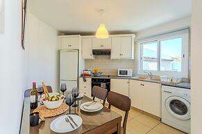 Artemis Cynthia Complex