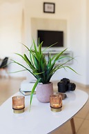 Artemis Cynthia Complex