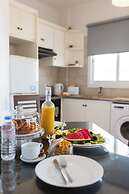 Artemis Cynthia Complex