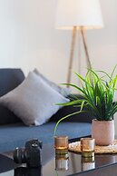 Artemis Cynthia Complex