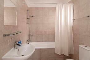 Artemis Cynthia Complex