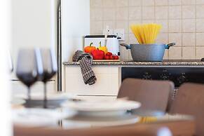 Artemis Cynthia Complex