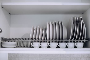 Artemis Cynthia Complex