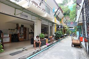 Tara Inn at The Rock