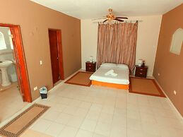 Mayambe Private Village