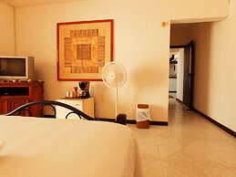 Mayambe Private Village