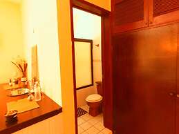 Mayambe Private Village