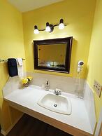 Rivermount Motel Campground and RV Park