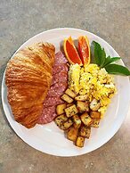 Rivermount Motel Campground and RV Park