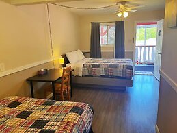 Rivermount Motel Campground and RV Park