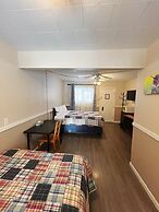 Rivermount Motel Campground and RV Park