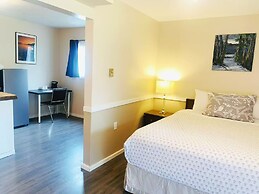 Rivermount Motel Campground and RV Park