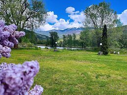 Rivermount Motel Campground and RV Park