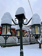 Rivermount Motel Campground and RV Park