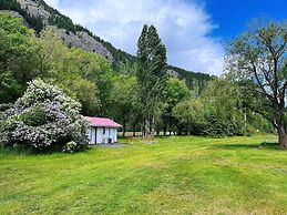 Rivermount Motel Campground and RV Park