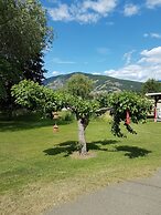 Rivermount Motel Campground and RV Park