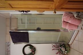 Jewel on the Hill Bed & Breakfast