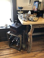 Auberge d'Anjou-Sūrya Café