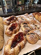 Auberge d'Anjou-Sūrya Café