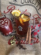 Auberge d'Anjou-Sūrya Café