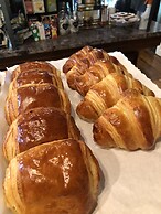 Auberge d'Anjou-Sūrya Café