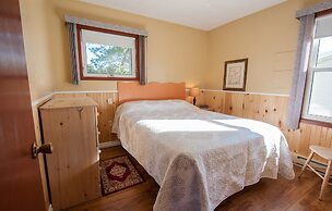 Cavendish Lodge & Cottages