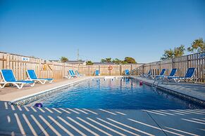 Cavendish Lodge & Cottages