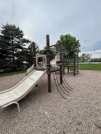 Dakota Inn