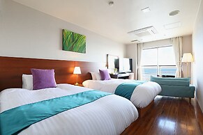 Sayan Terrace Hotel & Resort