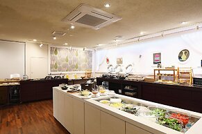 Sayan Terrace Hotel & Resort