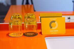 SUN & MOON, Urban Hotel