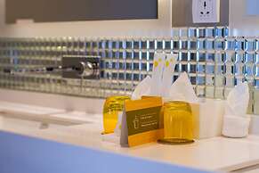 SUN & MOON, Urban Hotel