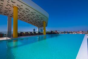 SUN & MOON, Urban Hotel