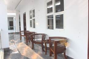 Tlogomas Guest House