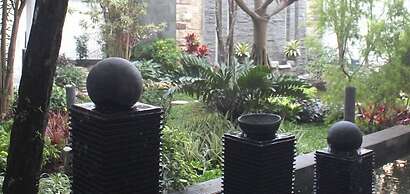 Tlogomas Guest House