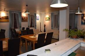 Penzion a Restaurace Na Jízdárně