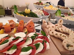 City Rose Hotel Suites