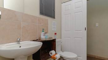 Crocodile Bridge Safari Lodge