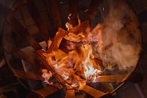 Crocodile Bridge Safari Lodge