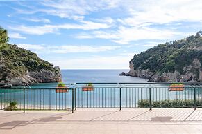 Apollon Hotel Corfu