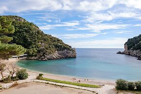 Apollon Hotel Corfu